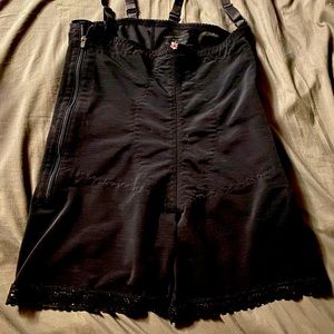 Size XXXL fits 1X Design Veronique Compression Garment